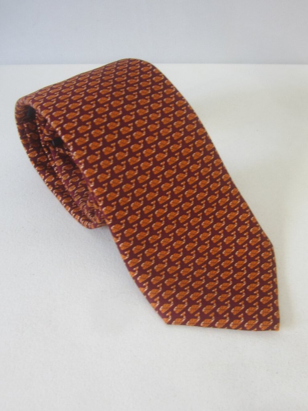 Vineyard Vines Men Whale Tie Orange Burgundy 100% Silk Necktie Made USA Nautical